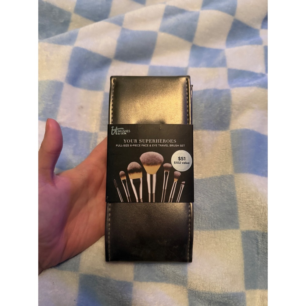IT Brushes for ULTA Your Superheroes 6 Piece Full Size Face Eye Travel Brush Set